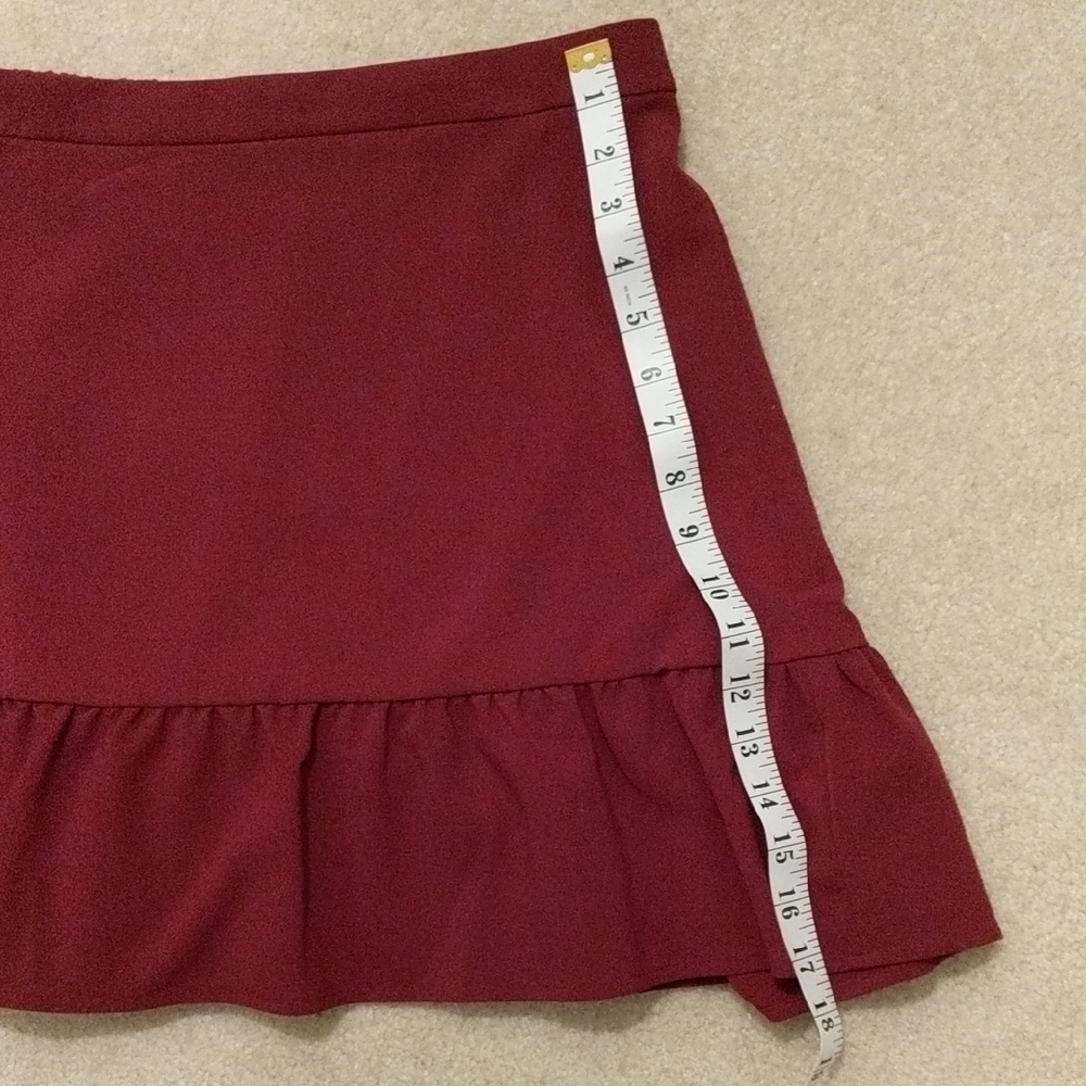 NWT J. Crew Burgendy Mini Skirt With Ruffle Hem- New Size 6.